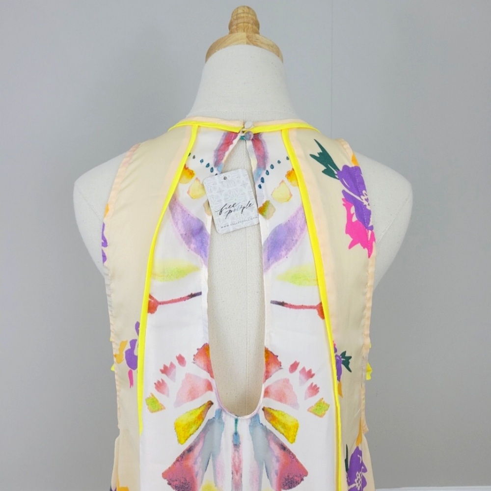 Free People Sleeveless Keyhole Back Peach Floral Top Size XS - Picture 5 of 6